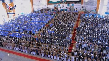 مدارس شهيد القرآن بصنعاء تحيي الذكرى السنوية لشهيد القرآن