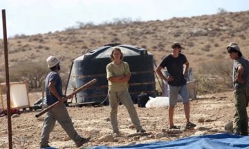 المستوطنون يصعدون من اعتداءاتهم على الممتلكات الفلسطينية بالضفة المحتلة