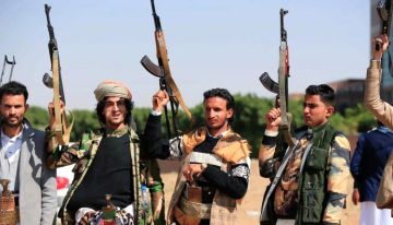 من الاحتواء إلى المواجهة المفتوحة.. ترامب يعيد رسم خطوط الردع مع الحوثيين من الاحتواء إلى المواجهة المفتوحة.. ترامب يعيد رسم خطوط الردع مع الحوثيين