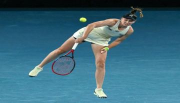 ريباكينا تنهي مشوار بيغولا في أستراليا المفتوحة للتنس وتضرب موعدا سابالينكا في النهائي