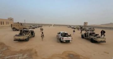 قوات الطوارئ اليمنية تسلم مواقع عسكرية جديدة ومطار سيئون لقوات درع الوطن