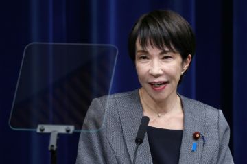 رئيسة وزراء اليابان تعتزم حل مجلس النواب بحسب الائتلاف الحاكم رئيسة وزراء اليابان تعتزم حل مجلس النواب بحسب الائتلاف الحاكم