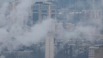 رئيس بلدية كييف: هجوم بطائرات مسيرة روسية يشعل حريقا في مبنى سكني