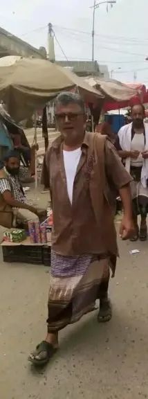 شاب يقتل والده ويخفي جثمانه في ثلاجة لأكثر من 15 يوما بلودر أبين شاب يقتل والده ويخفي جثمانه في ثلاجة لأكثر من 15 يوما بلودر أبين