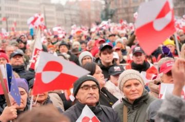 الآلاف من سكان غرينلاند يتحدون ترامب