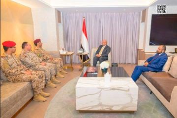 طارق يناقش خطة إسقاط مأرب مع تصاعد الغارات الإماراتية