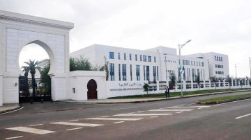 الجزائر تستدعي القائم بأعمال سفارة فرنسا بسبب فيلم مسيء الجزائر تستدعي القائم بأعمال سفارة فرنسا بسبب فيلم مسيء