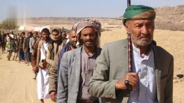 مسير راجل لخريجي دورات طوفان الأقصى في بني حشيش مسير راجل لخريجي دورات طوفان الأقصى في بني حشيش