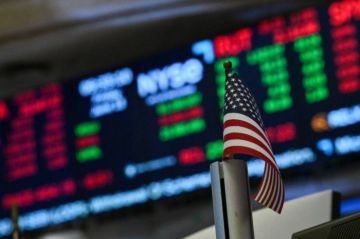 خبراء يتوقعون عودة التذبذبات إلى وول ستريت