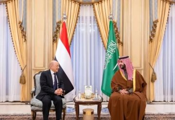 عاجل: الرئيس العليمي يلتقي وزير الدفاع السعودي ويجريان مباحثات مهمة