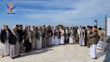 قيادة هيئة المساحة الجيولوجية تزور ضريح شهيد القرآن بصعدة