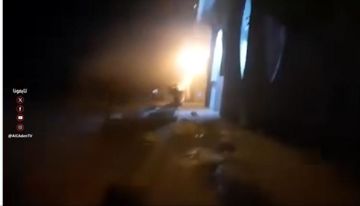 طيران العدوان يعاود استهداف مطار سيئون الدولي بغارات جوية