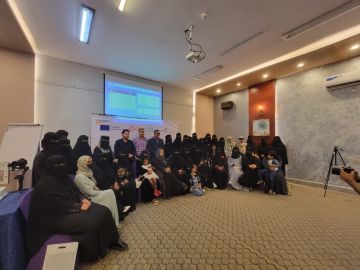 بحفل تكريمي.. اختتام مشروع حاضنة أكون لتمكين النساء اقتصاديا ومهنيا بعدن