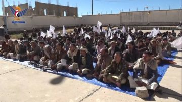 فعالية بذكرى شهيد القرآن بمدرسة شهيد القرآن للعلوم الشرعية بمحافظة صنعاء فعالية بذكرى شهيد القرآن بمدرسة شهيد القرآن للعلوم الشرعية بمحافظة صنعاء