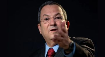 رئيس وزراء الكيان الصهيوني السابق يهاجم نتنياهو.. إليك السبب