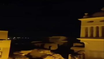 مصدر : قوات الطوارئ الشمالية تداهم مقر البحث الجنائي بسيئون وتعتقل كافة افراده من الحضارم مصدر : قوات الطوارئ الشمالية تداهم مقر البحث الجنائي بسيئون وتعتقل كافة افراده من الحضارم