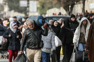 الجيش السوري يبدأ قصف الحيين ذوي الغالبية الكردية في حلب بعد نزوح الآلاف من سكانهما