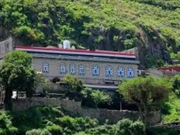 انفلات أمني مروع في إب: جرائم قتل وحرق ممتلكات وسط عجز ميليشيا الحوثي