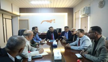 محافظ عدن يضع النقاط على الحروف في اجتماع موسع مع وكلاء العاصمة