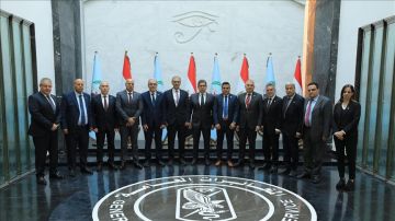 مصر تبحث مع لجنة إدارة غزة تسلم مهامها بالقطاع مصر تبحث مع لجنة إدارة غزة تسلم مهامها بالقطاع