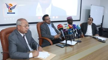 ندوة سياسية بصنعاء بعنوان مابعد اعتراف إسرائيل بأرض الصومال 