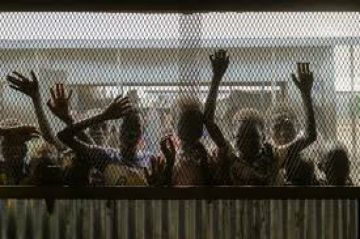 أطباء بلا حدود تندد بمنع وصول المساعدات الإنسانية إلى جنوب السودان