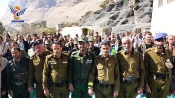 عمران.. فعاليات خطابية إحياء للذكرى السنوية لشهيد القرآن عمران.. فعاليات خطابية إحياء للذكرى السنوية لشهيد القرآن