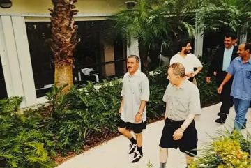 صورة نادرة للرئيس الراحل علي عبد الله صالح