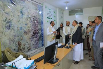 القائم بأعمال وزير الاقتصاد يطلع على أنشطة مؤسسة بنيان