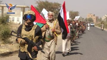 صنعاء .. مسير لخريجي دورات طوفان الأقصى بعزلة رجام في بني حشيش صنعاء .. مسير لخريجي دورات طوفان الأقصى بعزلة رجام في بني حشيش