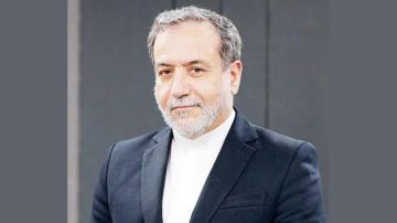 طهران تنفي رسميا إجراء محادثات مباشرة مع واشنطن طهران تنفي رسميا إجراء محادثات مباشرة مع واشنطن