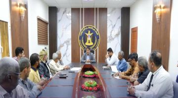 تنفيذية انتقالي العاصمة عدن تعقد اجتماعها الدوري وتؤكد ثبات المجلس على الأرض تنفيذية انتقالي العاصمة عدن تعقد اجتماعها الدوري وتؤكد ثبات المجلس على الأرض