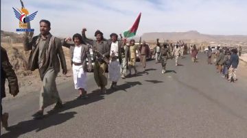 صنعاء .. مسيران راجلان لخريجي دورات طوفان الأقصى بمديرية بني حشيش