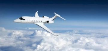 بمساعدة تاجر سلاح روسي.. مليشيا الحوثي تحاول شراء طائرة نفاثة لتنفيذ هذه المهمة الخطيرة