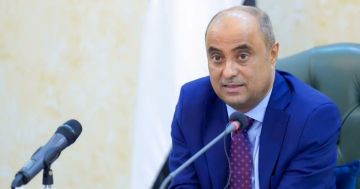 ما وراء استقالة حكومة بن بريك.. إليكم قائمة الأسباب غير المعلنة