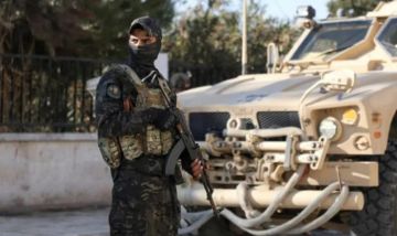 الحكومة السورية تعلن تمديد وقف إطلاق النار مع قسد الحكومة السورية تعلن تمديد وقف إطلاق النار مع قسد