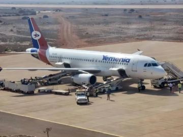 سقطرى: الإمارات تنهي وجودها الخدمي وتسحب معداتها من قطاعات الصحة والكهرباء والتعليم.. والسعودية تبدأ خطة طوارئ 