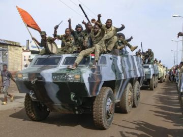 اشتباكات عنيفة في شمال كردفان.. والجيش السوداني وميلشيا الدعم السريع على أهبة الاستعداد اشتباكات عنيفة في شمال كردفان.. والجيش السوداني وميلشيا الدعم السريع على أهبة الاستعداد