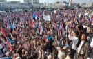 سكاي نيوز عربية : عشرات الآلاف يتجمعون في عدن تأييدا لـ الانتقالي الجنوبي - ye