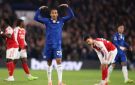 تشيلسي وآرسنال بالقوة الضاربة في موقعة كأس الرابطة