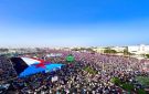 حشود غير مسبوقة في مليونية الثبات والتصعيد الشعبي بعدن - ye