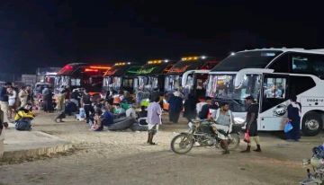 احتجاز مسافرة يمنية ساعات في منفذ الوديعة بسبب تهريب السجائر احتجاز مسافرة يمنية ساعات في منفذ الوديعة بسبب تهريب السجائر