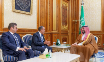 ولي العهد السعودي يتسلم رسالة خطية لخادم الحرمين من الرئيس المصري ولي العهد السعودي يتسلم رسالة خطية لخادم الحرمين من الرئيس المصري