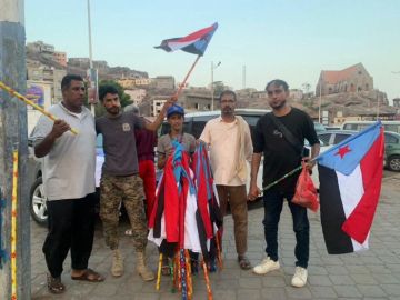 انتقالي صيرة يدشن حملة لرفع أعلام الجنوب احتفاء بذكرى ثورة أكتوبر انتقالي صيرة يدشن حملة لرفع أعلام الجنوب احتفاء بذكرى ثورة أكتوبر