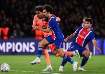 سان جيرمان يكتسح برشلونة برباعية في دوري الأبطال