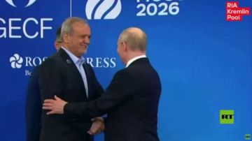 الرئيس الروسي يبحث مع نظيره الإيراني الوضع في الشرق الأوسط الرئيس الروسي يبحث مع نظيره الإيراني الوضع في الشرق الأوسط