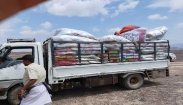 تسيير قافلة إغاثية غذائية وإيوائية للنازحين في وادي شعبو بمديرية المضاربة تسيير قافلة إغاثية غذائية وإيوائية للنازحين في وادي شعبو بمديرية المضاربة