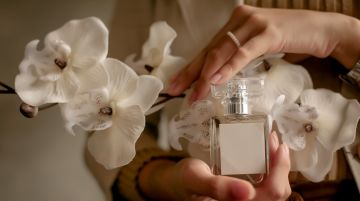 عقول مبدعة تمنح العطر هويته الخالدة عقول مبدعة تمنح العطر هويته الخالدة