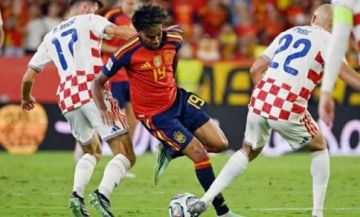 إسبانيا تتأهل إلى الدور ربع النهائي بكأس الأمم الأوروبية إسبانيا تتأهل إلى الدور ربع النهائي بكأس الأمم الأوروبية