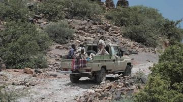 الجيش اليمني: مقتل 25 حوثيا وإسقاط مسيرة في تعز الجيش اليمني: مقتل 25 حوثيا وإسقاط مسيرة في تعز